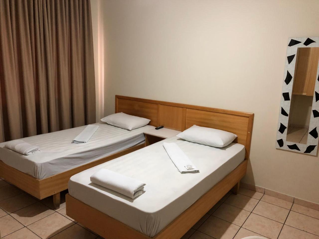 Acalantus Hotel Гояния Экстерьер фото